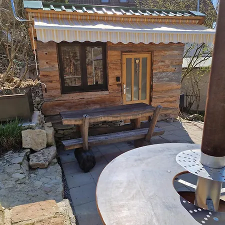 Henrys Cozy Tiny House - Ruhig, Garten, Terrasse * Würzburg